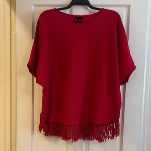 New Directions Red Fringe Hem Short Sleeve Sweater